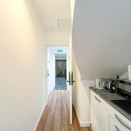 Apartamento Urbanflat 211 - Large For 4 In The Center Of *