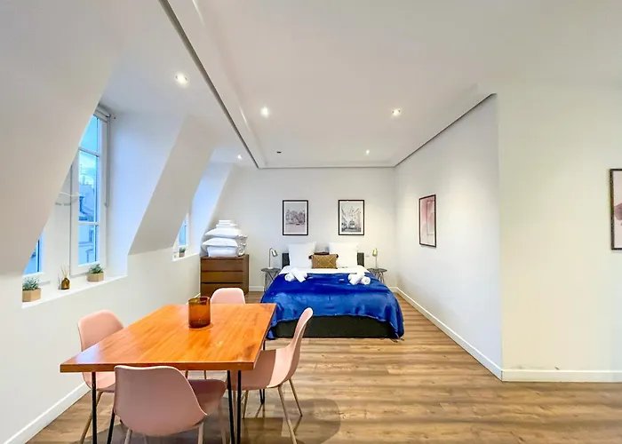 Urbanflat 211 - Large For 4 In The Center Of Apartment
